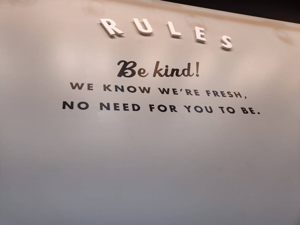 Wayback Burgers | restaurant | 1723 N Loop 1604 E, San Antonio, TX 78232, USA | 2106003336 OR +1 210-600-3336