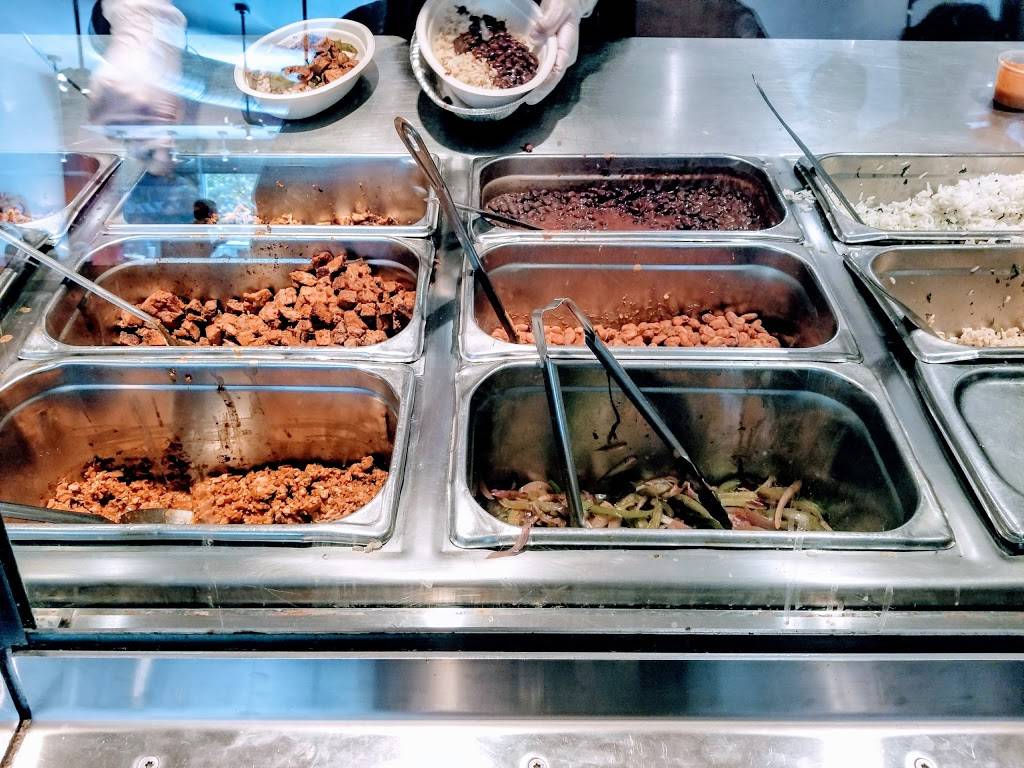 Chipotle Mexican Grill | restaurant | 711 Church St, Evanston, IL 60201, USA | 8474253959 OR +1 847-425-3959