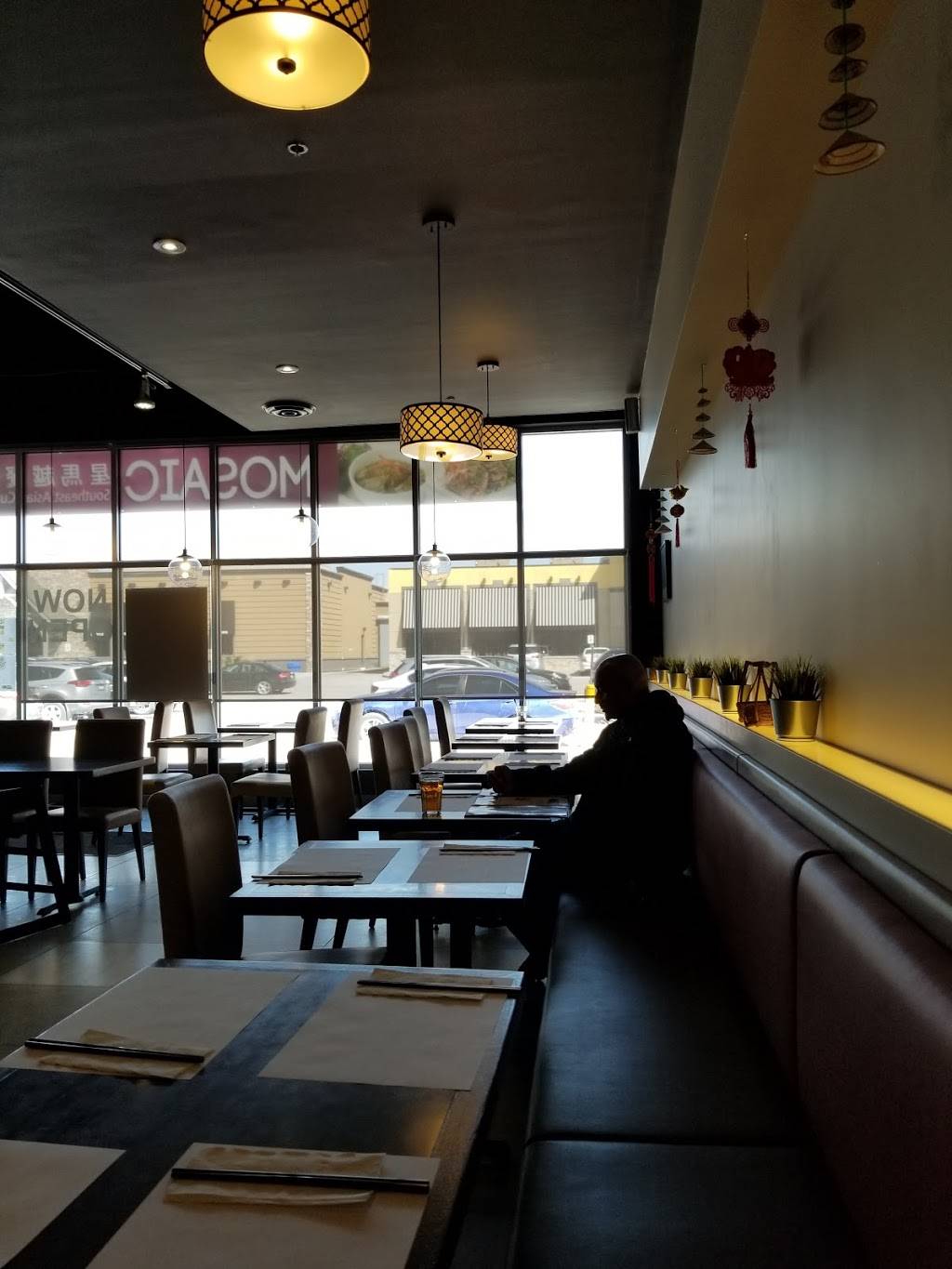 Mosaic Southeast Asian Cuisine | restaurant | 16 Vogell Rd B, Richmond Hill, ON L4B 3K4, Canada | 9052376028 OR +1 905-237-6028