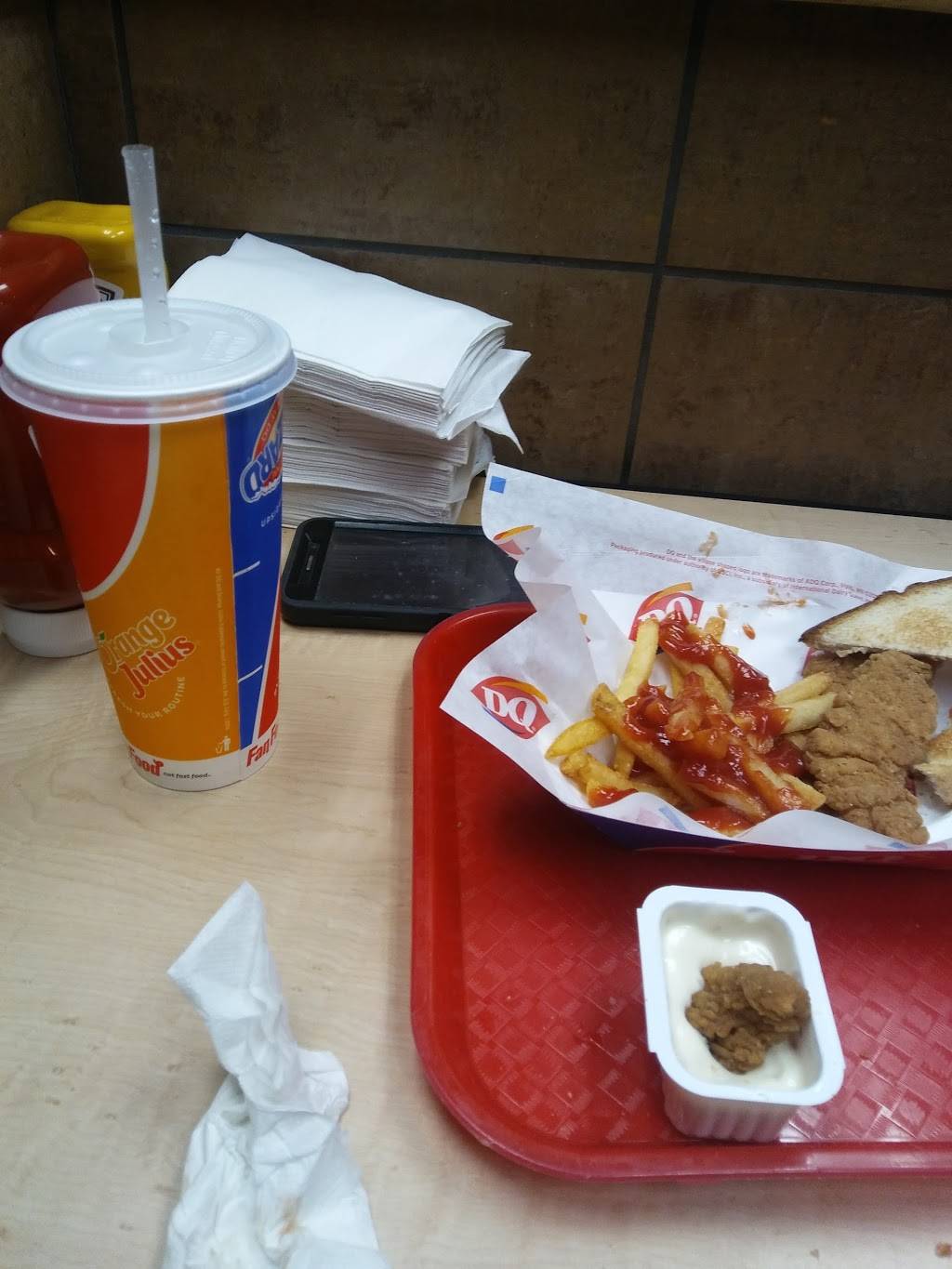 Dairy Queen Grill & Chill | restaurant | 5409 Hampton Ave, St. Louis, MO 63109, USA | 3143531244 OR +1 314-353-1244