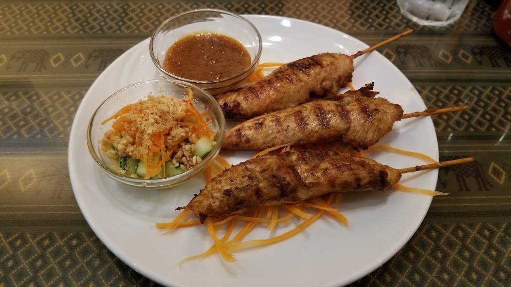 Sawaddee Ka Thai Cuisine & Pho | restaurant | 111 Canal St Suite 201, Pooler, GA 31322, USA | 9122397532 OR +1 912-239-7532