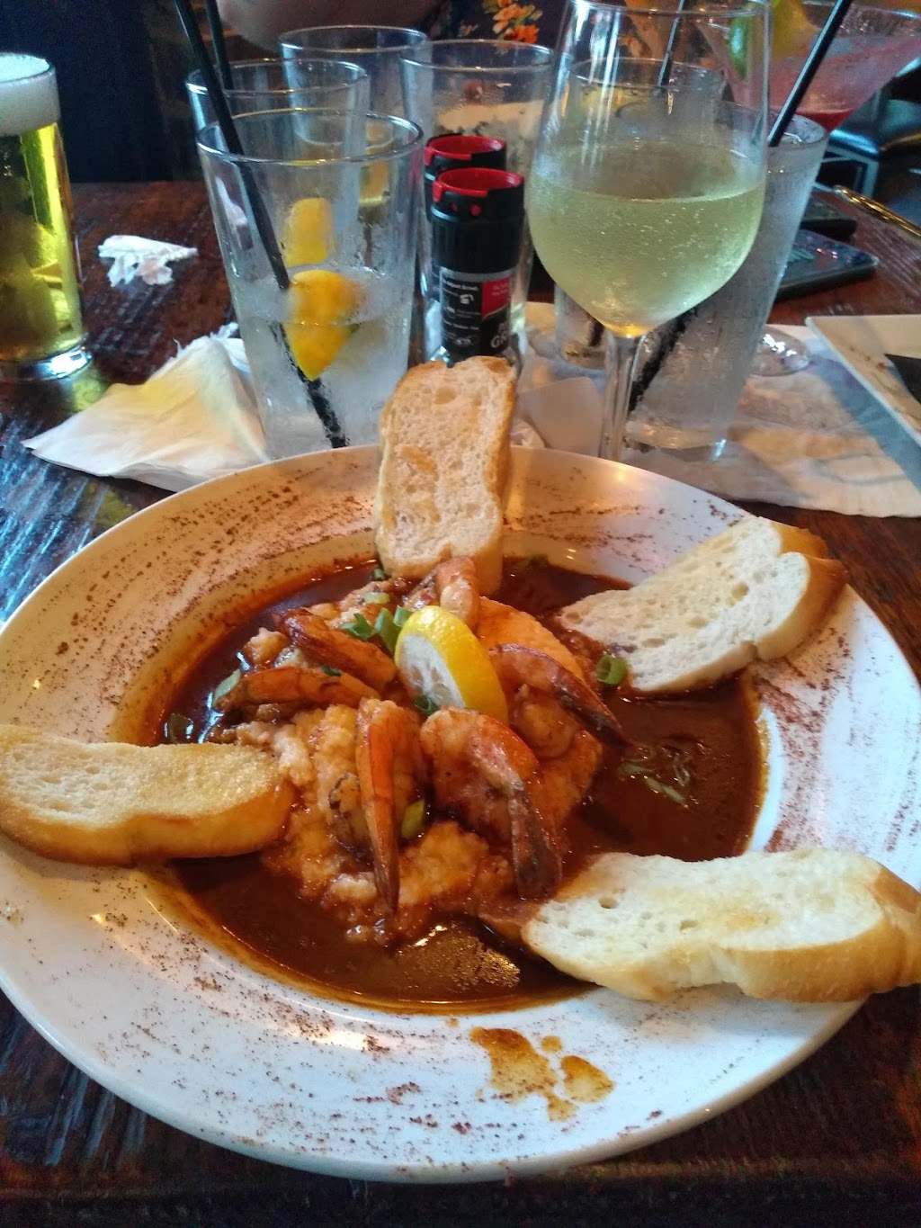 Spirits Food & Friends | restaurant | 1200 Texas Ave, Alexandria, LA 71301, USA | 3184454491 OR +1 318-445-4491