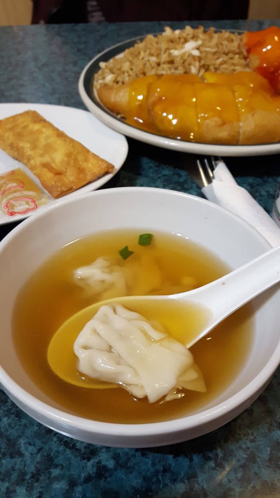 Mun Hing Restaurant | restaurant | 3 Main St E, Grimsby, ON L3M 1R4, Canada | 9059455213 OR +1 905-945-5213