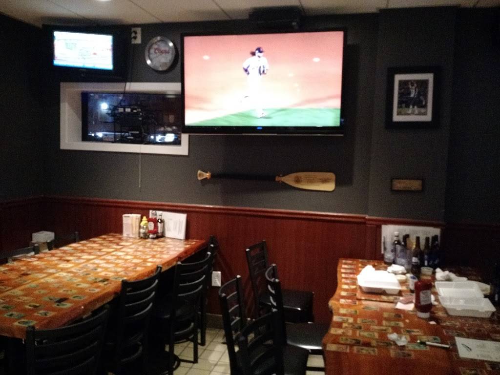 Champions Pub | restaurant | 114 Foster St, Peabody, MA 01960, USA | 9785317776 OR +1 978-531-7776