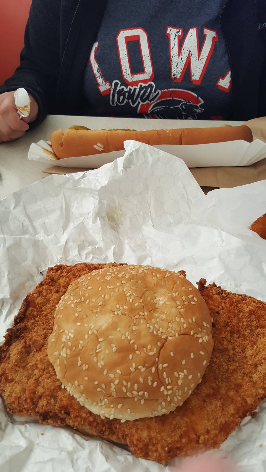 Starbucks Drive-In | restaurant | 1620 W Lincoln Hwy, Nevada, IA 50201, USA | 5153824071 OR +1 515-382-4071