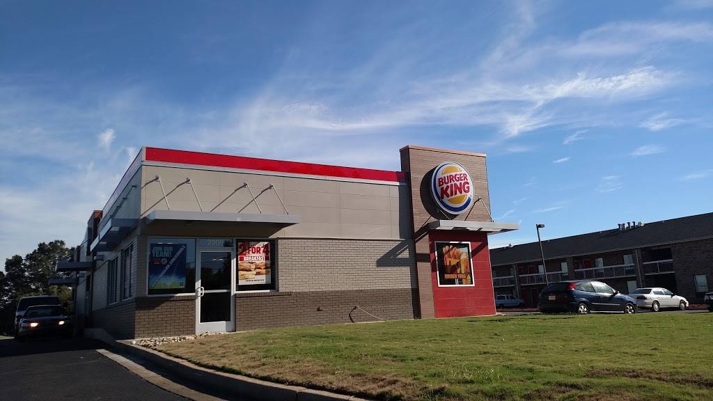 Burger King | restaurant | 2200 New Cut Rd, Spartanburg, SC 29303, USA | 8645747425 OR +1 864-574-7425