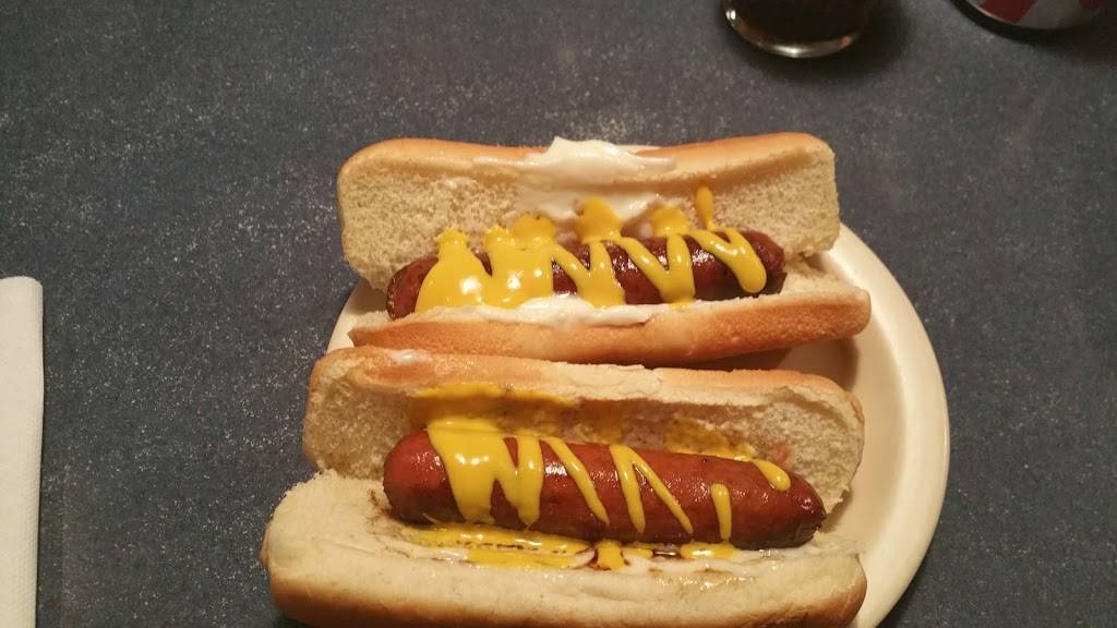 Jesss Lunch | restaurant | 57 E Market St, Harrisonburg, VA 22801, USA | 5404348280 OR +1 540-434-8280