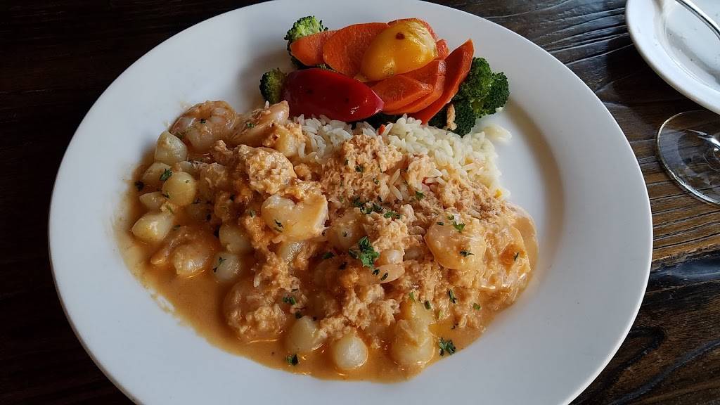 Frutti De Mar Grill | restaurant | 431 Tyler St, Monterey, CA 93940, USA | 8317472212 OR +1 831-747-2212