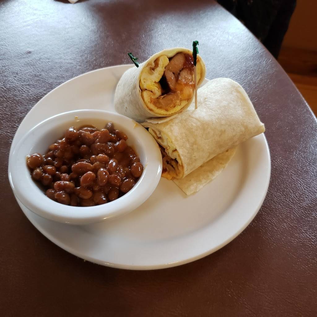 Constance Lake Lodge | restaurant | 175 Constance Lake Rd, Kanata, ON K2K 1X7, Canada | 6138322097 OR +1 613-832-2097