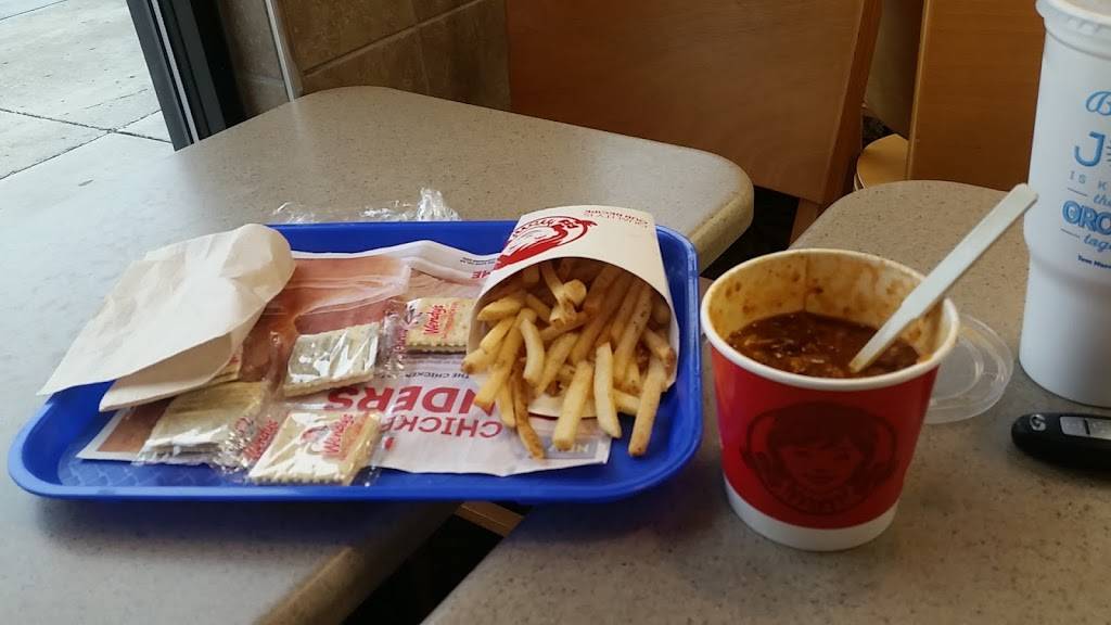 Wendys | restaurant | 2317 W Berry St, Fort Worth, TX 76110, USA | 8172104658 OR +1 817-210-4658