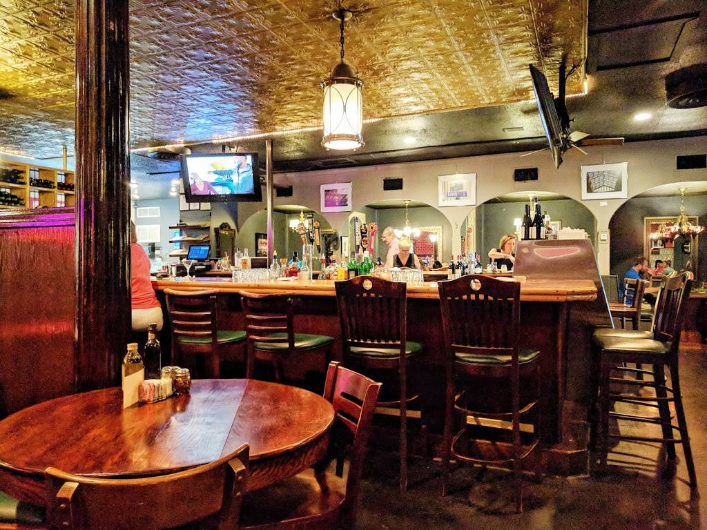 Fellinis | restaurant | 3910 Colley Ave, Norfolk, VA 23508, USA | 7576253000 OR +1 757-625-3000