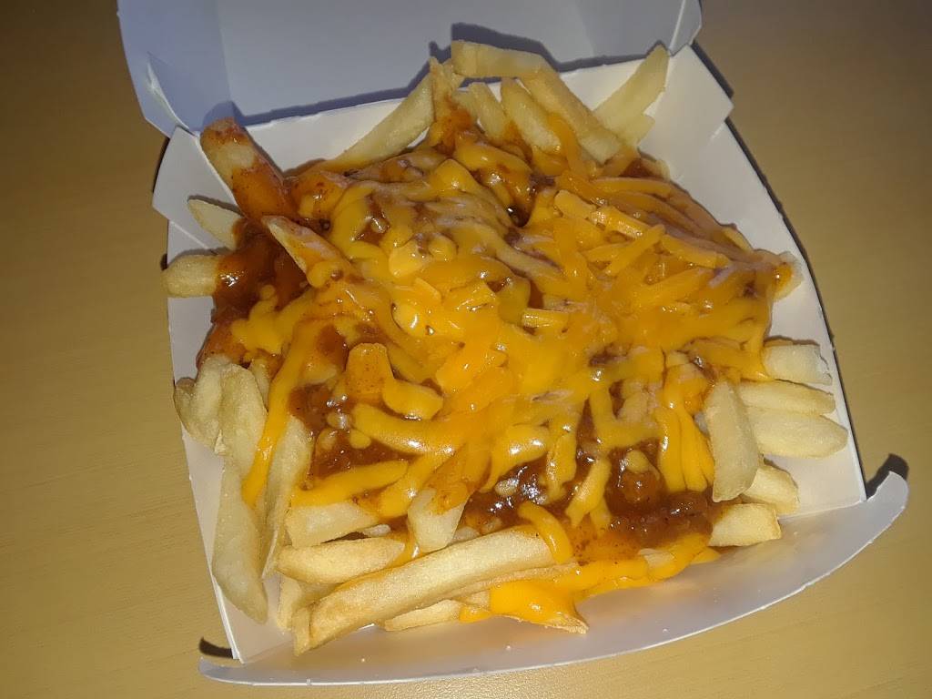 Wienerschnitzel | restaurant | 6111 W Sahara Ave, Las Vegas, NV 89146, USA | 7028735979 OR +1 702-873-5979