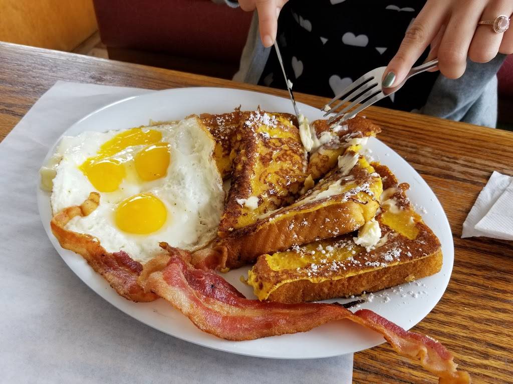 Classic Burger | restaurant | 622 Torrance Blvd, Redondo Beach, CA 90277, USA | 3103162224 OR +1 310-316-2224