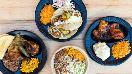 Flaming Bird Rotisserie Chicken | restaurant | 9238 N Loop 1604 W, San Antonio, TX 78249, USA | 2106820165 OR +1 210-682-0165