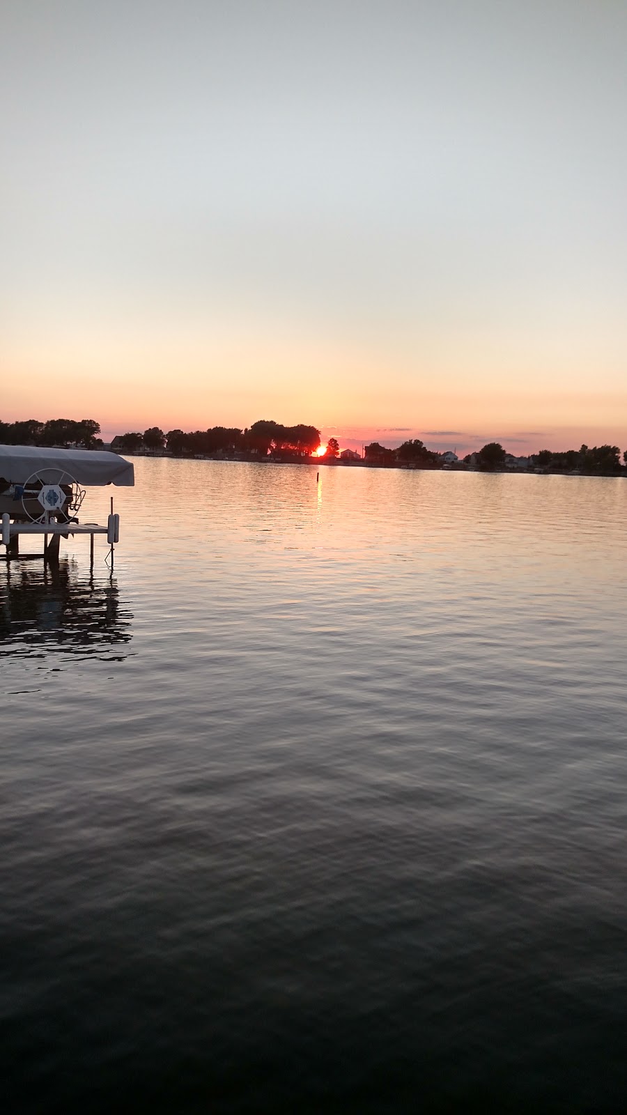 Traditions at the little store | restaurant | 6903 Twin Lakes Rd, Rockwell City, IA 50579, USA | 7122975138 OR +1 712-297-5138