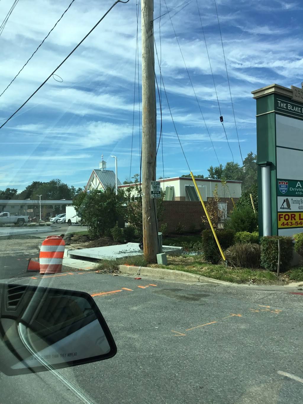 Royal Farms | meal takeaway | 2500 Mountain Rd, Pasadena, MD 21122, USA | 4104378533 OR +1 410-437-8533