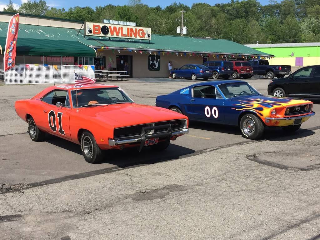 Back Mountain Bowl | meal takeaway | 3555 Memorial Hwy, Dallas, PA 18612, USA | 5706755026 OR +1 570-675-5026