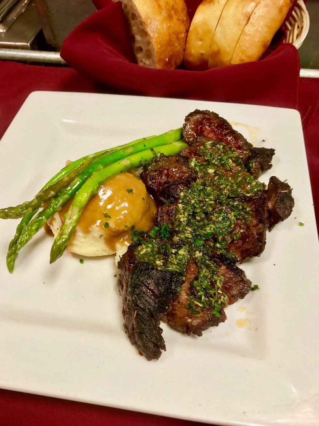 North End Steakhouse | restaurant | 151 Admiral Kalbfus Rd, Newport, RI 02840, USA | 4018499880 OR +1 401-849-9880