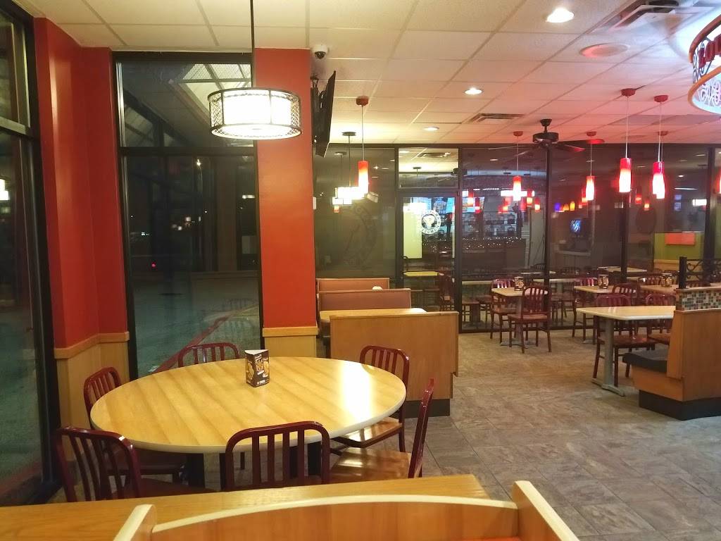 Popeyes Louisiana Kitchen | restaurant | 1008 N Interstate Hwy 35, Round Rock, TX 78681, USA | 5122440589 OR +1 512-244-0589