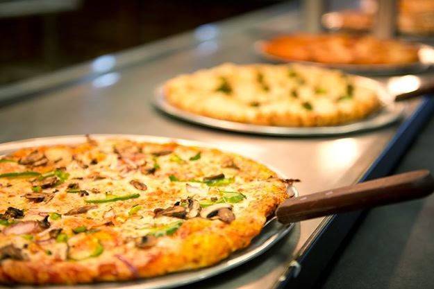 Infinitos Pizza | restaurant | 874 Plaza Blvd, Lancaster, PA 17601, USA | 7172954994 OR +1 717-295-4994