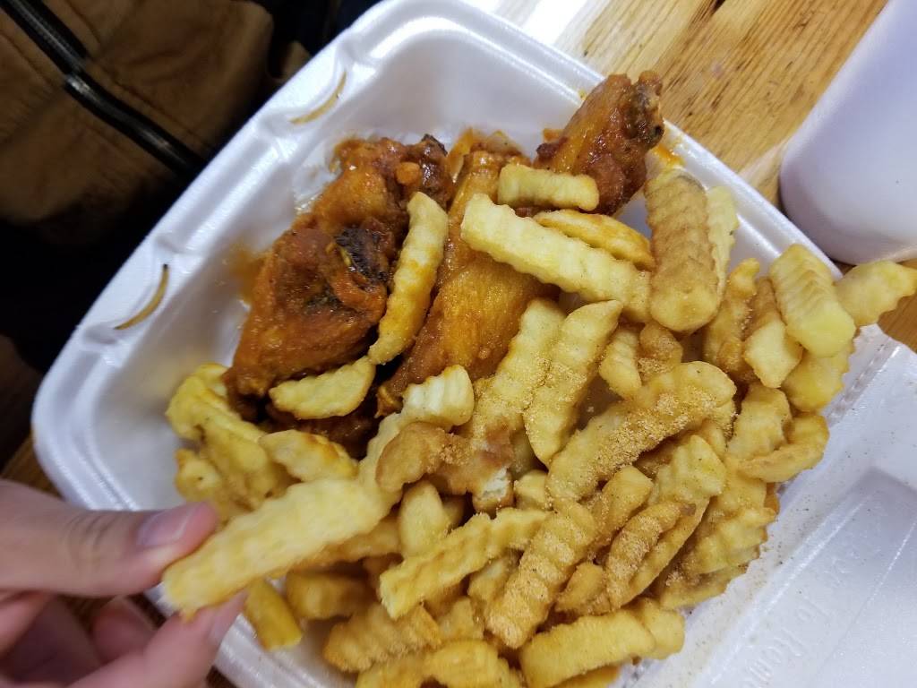 A&D Buffalos | restaurant | 4005 E Belknap St, Haltom City, TX 76111, USA | 8178341111 OR +1 817-834-1111