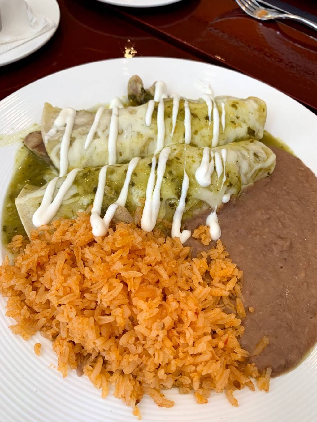 Cassave Restaurant | restaurant | 3290 Adeline St, Berkeley, CA 94703, USA | 5102509406 OR +1 510-250-9406