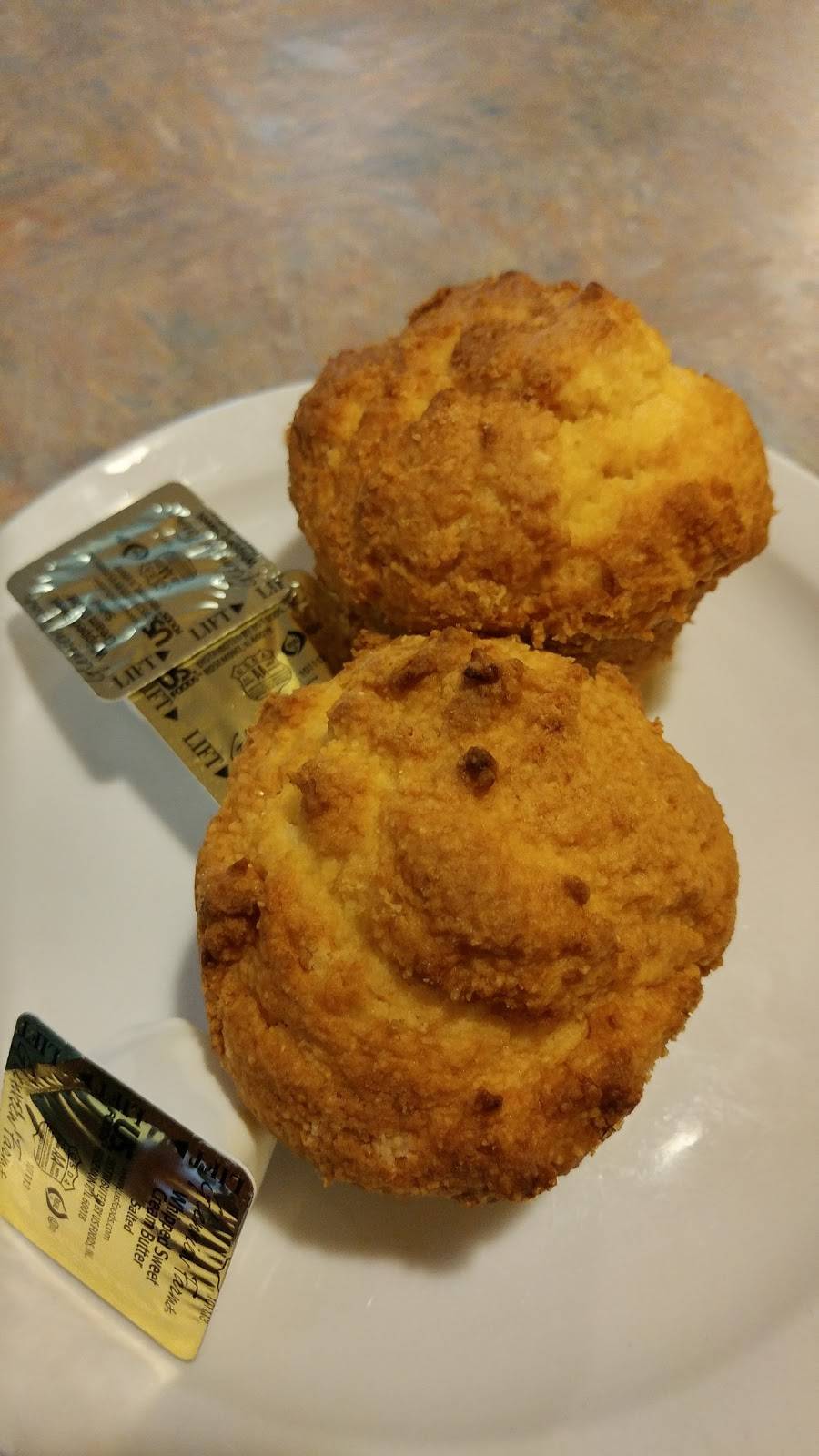 Louisiana Famous Fried Chicken | restaurant | 61 E Waterloo Rd, Akron, OH 44319, USA | 2347182484 OR +1 234-718-2484