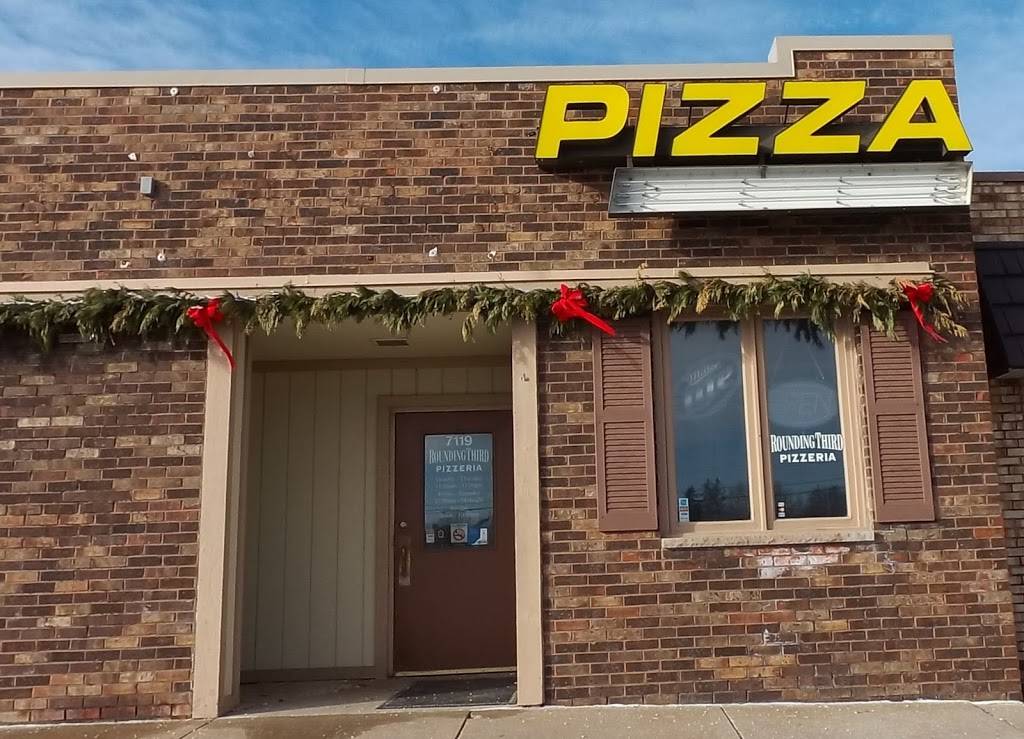 Rounding Third Pizzeria | restaurant | 7119 S 76th St, Franklin, WI 53132, USA | 4144279595 OR +1 414-427-9595