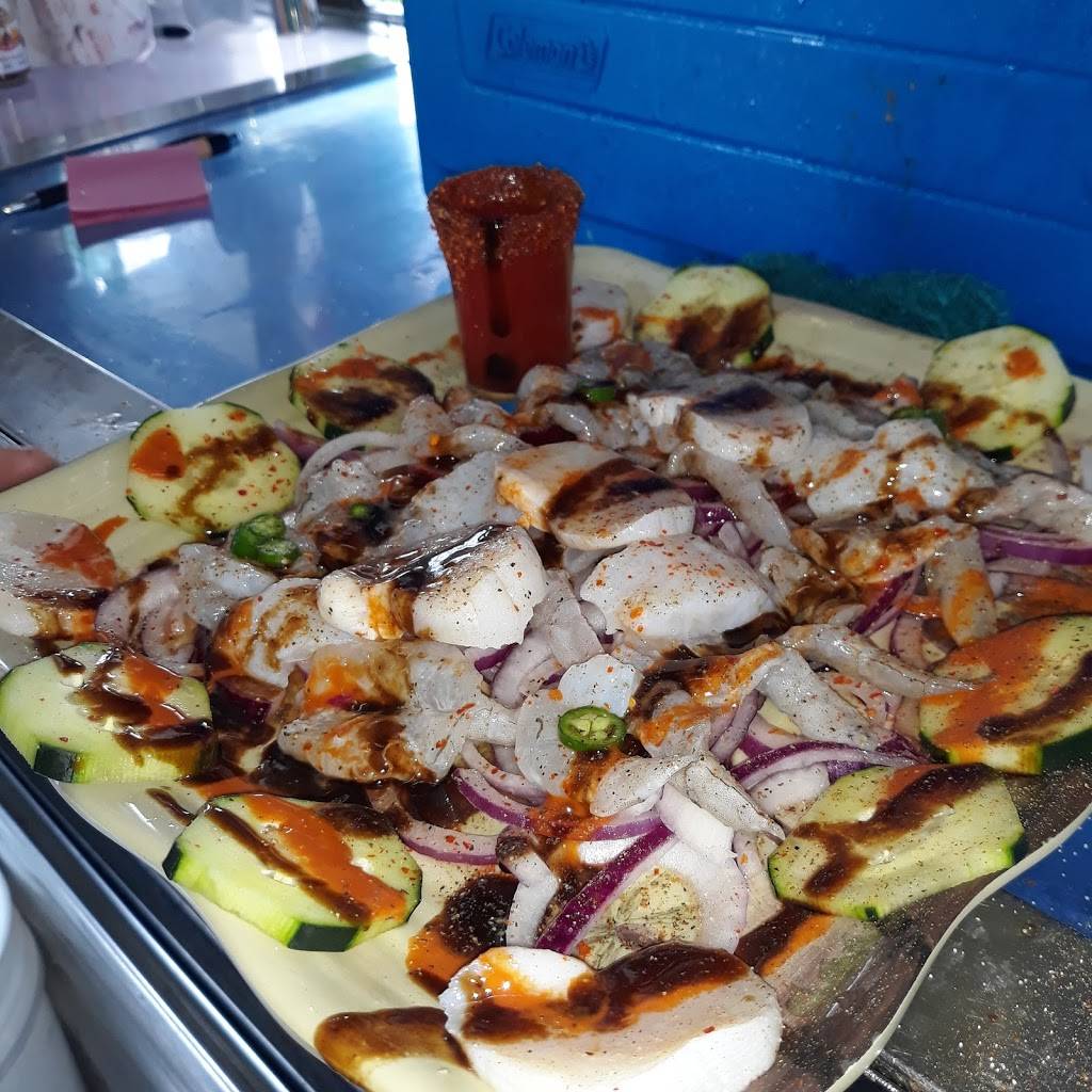 Mariscos y tacos la chuparosa | restaurant | 93304, Bakersfield, CA 93304, USA | 6614904982 OR +1 661-490-4982