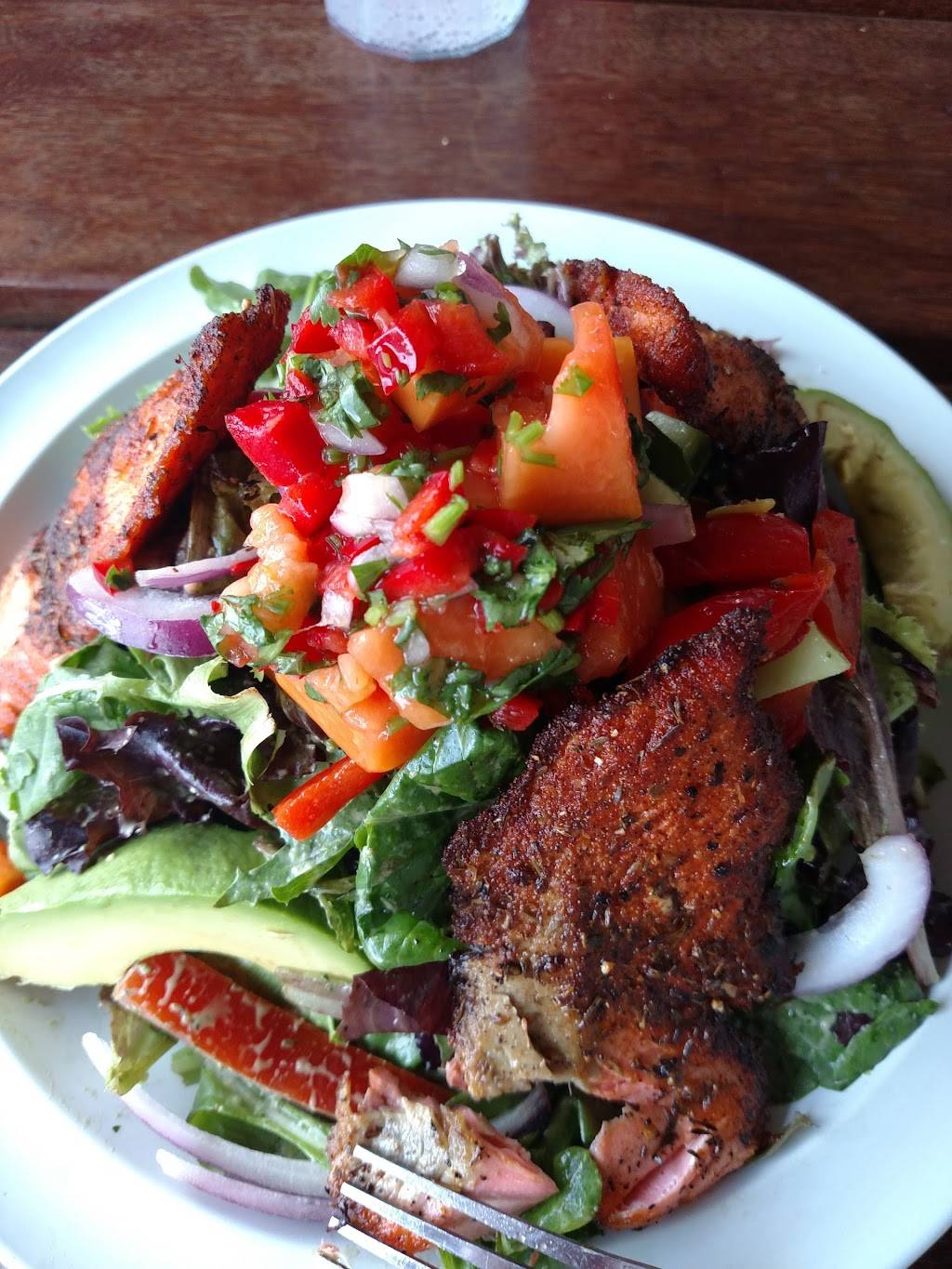 La Sirena Grill | restaurant | 30862 Coast Hwy, Laguna Beach, CA 92651, USA | 9494992301 OR +1 949-499-2301