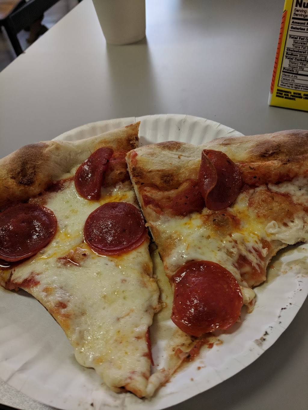 Mamma Lucia Pizza | restaurant | 433 Wood St, Pittsburgh, PA 15222, USA | 4122810416 OR +1 412-281-0416