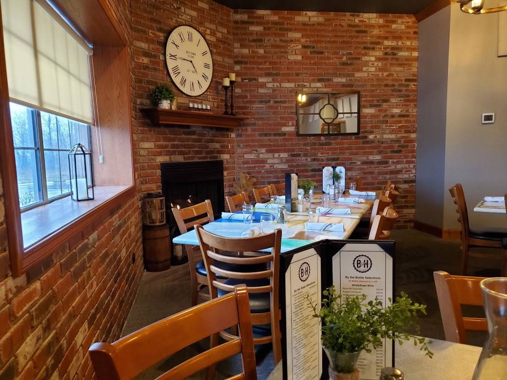 Bakers & Hale | restaurant | 7120 Montclaire Ave, Godfrey, IL 62035, USA | 6184339748 OR +1 618-433-9748