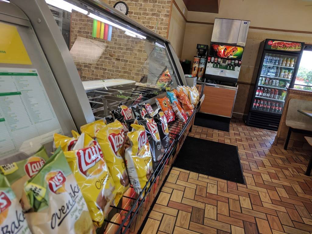 Subway Restaurants | restaurant | 1900 E Oltorf St #100-101, Austin, TX 78741, USA | 5124433337 OR +1 512-443-3337