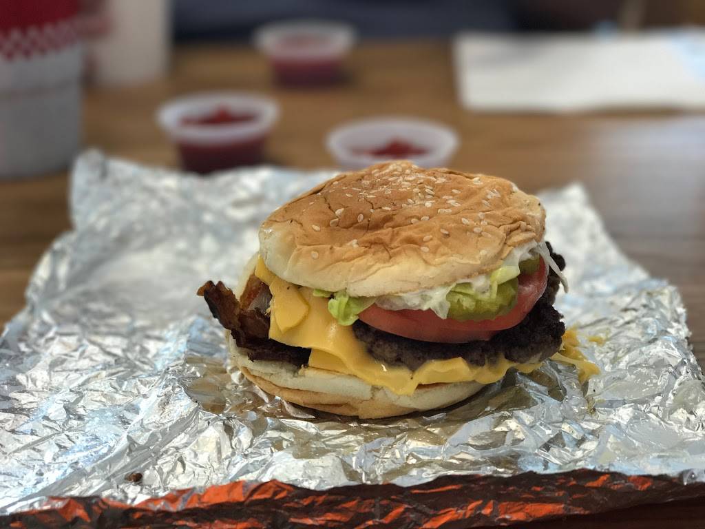 Five Guys | restaurant | 1675 N National Rd, Columbus, IN 47201, USA | 8126573788 OR +1 812-657-3788