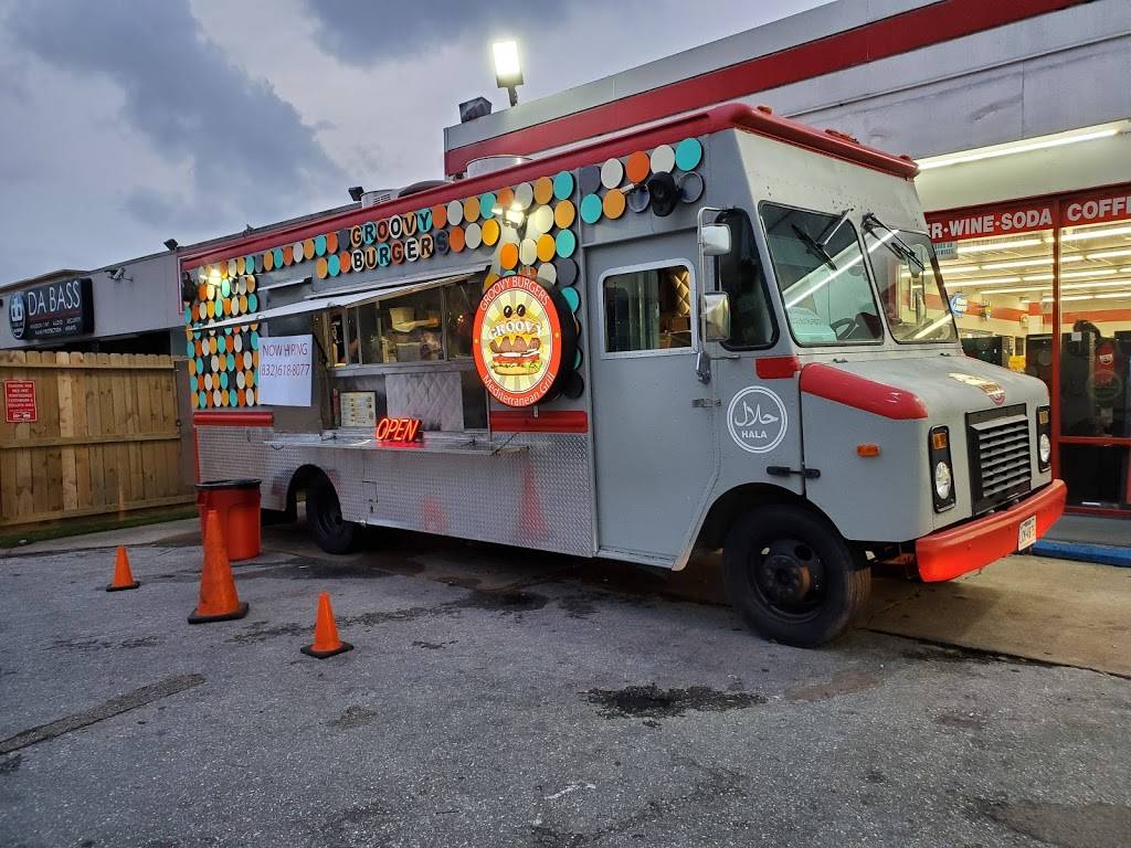 Groovy Burger | restaurant | 8621 Westheimer Rd, Houston, TX 77063, USA | 2814166343 OR +1 281-416-6343