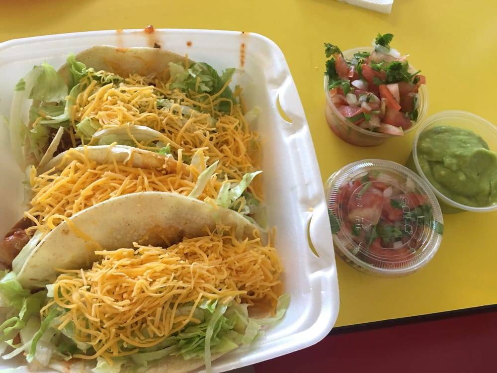 Nicos | restaurant | 4231 W Ina Rd # 141, Tucson, AZ 85741, USA | 5207442444 OR +1 520-744-2444