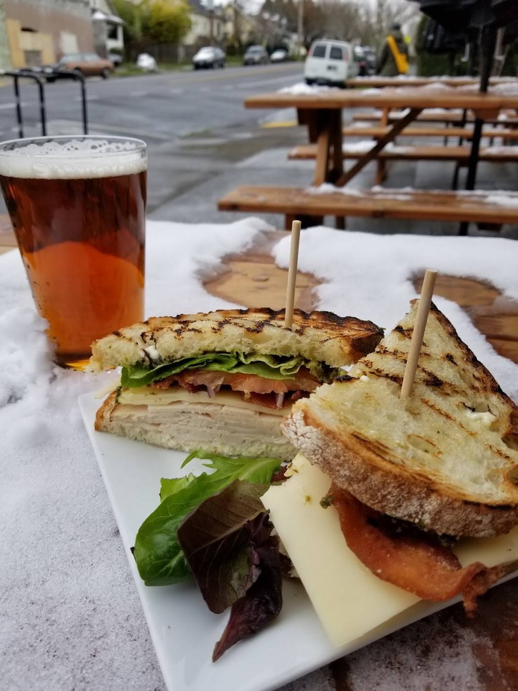 C Bar | restaurant | 2880 SE Gladstone St, Portland, OR 97202, USA | 5032308808 OR +1 503-230-8808