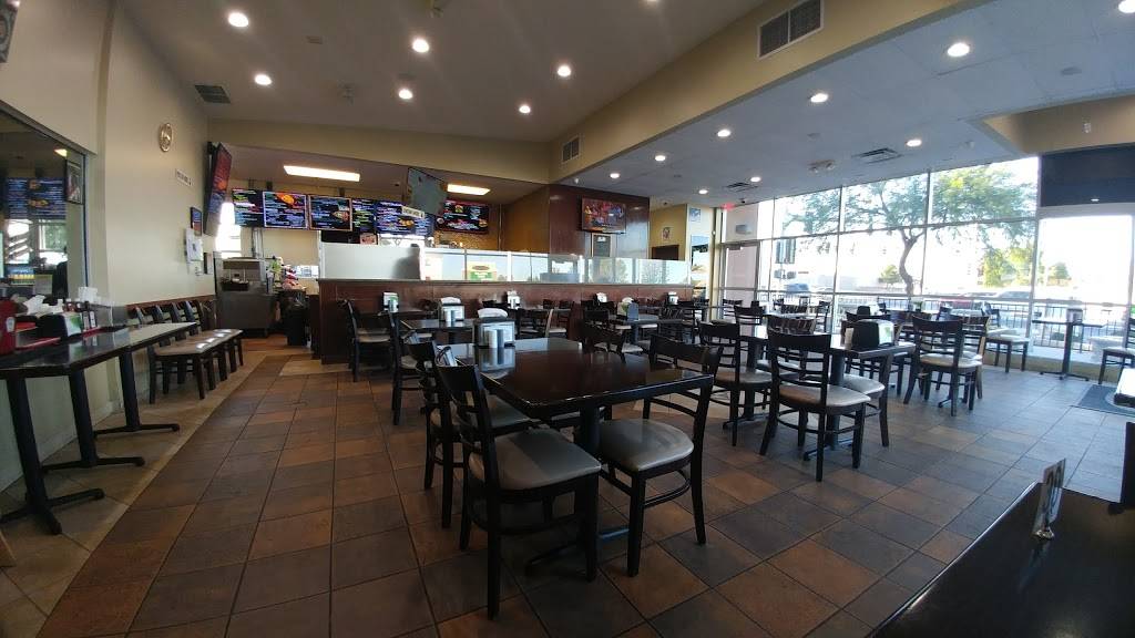 Toms Burgers | cafe | 2893 W Lake Mead Blvd, North Las Vegas, NV 89032, USA | 7026458667 OR +1 702-645-8667