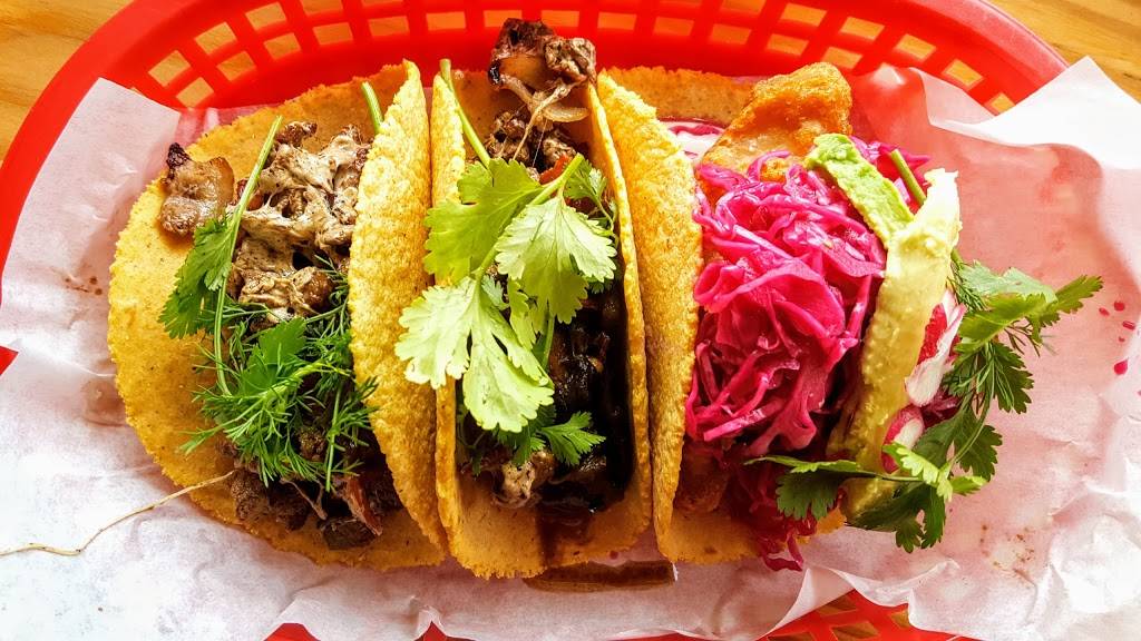 Black Rooster Taqueria | restaurant | 1323 N Mills Ave, Orlando, FL 32803, USA | 4076010994 OR +1 407-601-0994