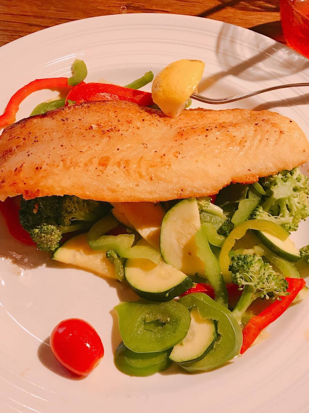 East Side Marios Cornwall | restaurant | 1106 Brookdale Ave, Cornwall, ON K6J 4P4, Canada | 6139373278 OR +1 613-937-3278