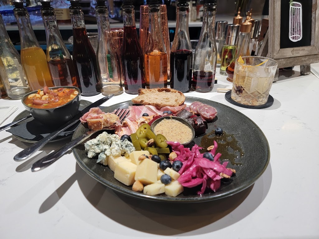 Guerras Restaurant | restaurant | 206 E Main St, Silverton, OR 97381, USA | 5038738000 OR +1 503-873-8000