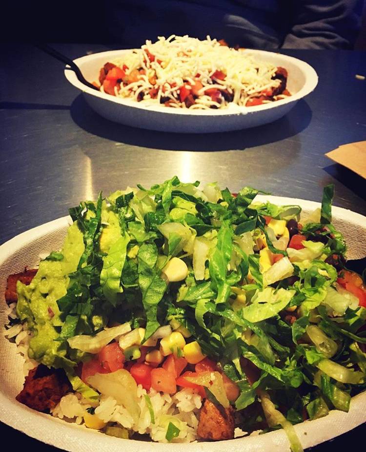 Chipotle Mexican Grill | restaurant | 528 E Green St Ste 101, Champaign, IL 61820, USA | 2173440466 OR +1 217-344-0466