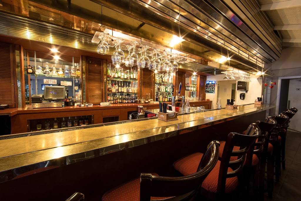 Dolphin Sports Bar | restaurant | 6115 Will Clayton Pkwy, Humble, TX 77338, USA | 8324121020 OR +1 832-412-1020