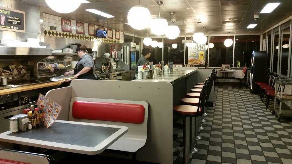 Waffle House | meal takeaway | 425 Sumter Hwy, Camden, SC 29020, USA | 8037130231 OR +1 803-713-0231