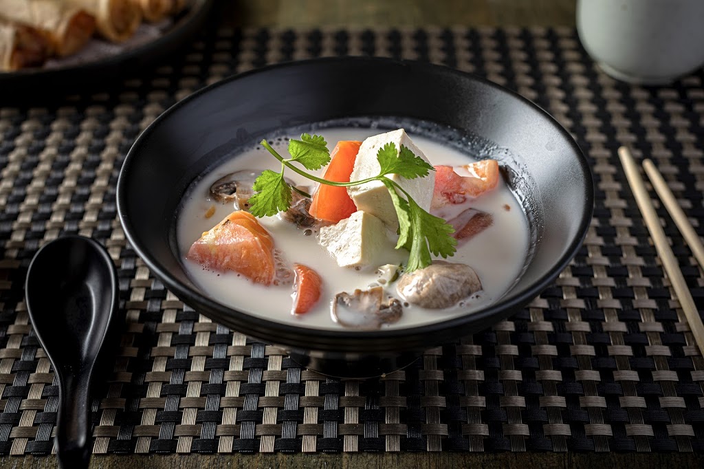 IM Vegan Restaurant | restaurant | 2907 N Lincoln Ave, Chicago, IL 60657, USA | 7739048905 OR +1 773-904-8905