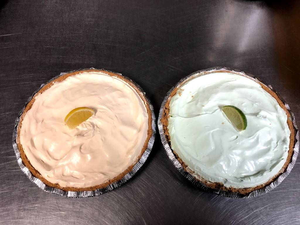 Catfish Sams | restaurant | 4806, 2735 W Division St, Arlington, TX 76012, USA | 8172759631 OR +1 817-275-9631