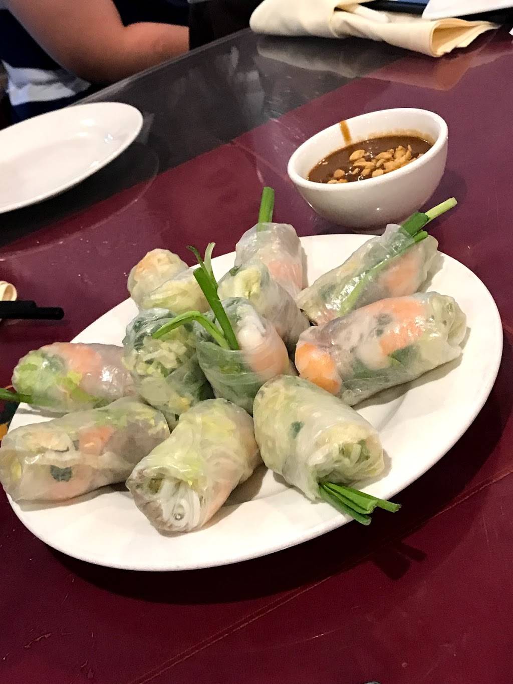 Nam Phuong Restaurant | restaurant | 4051 Buford Hwy NE, Atlanta, GA 30345, USA | 4046332400 OR +1 404-633-2400