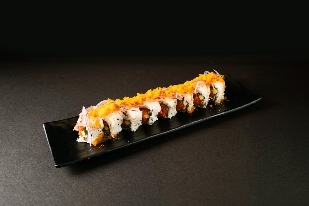 Crazy Tuna Sushi | restaurant | 941 W Elliot Rd, Chandler, AZ 85225, USA | 4808555535 OR +1 480-855-5535