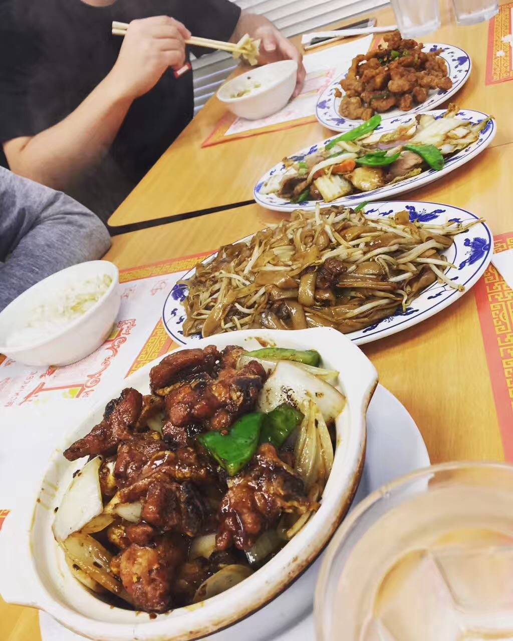Kowloon Restaurant | restaurant | 935 Washington Ave SE, Minneapolis, MN 55414, USA | 6126233888 OR +1 612-623-3888