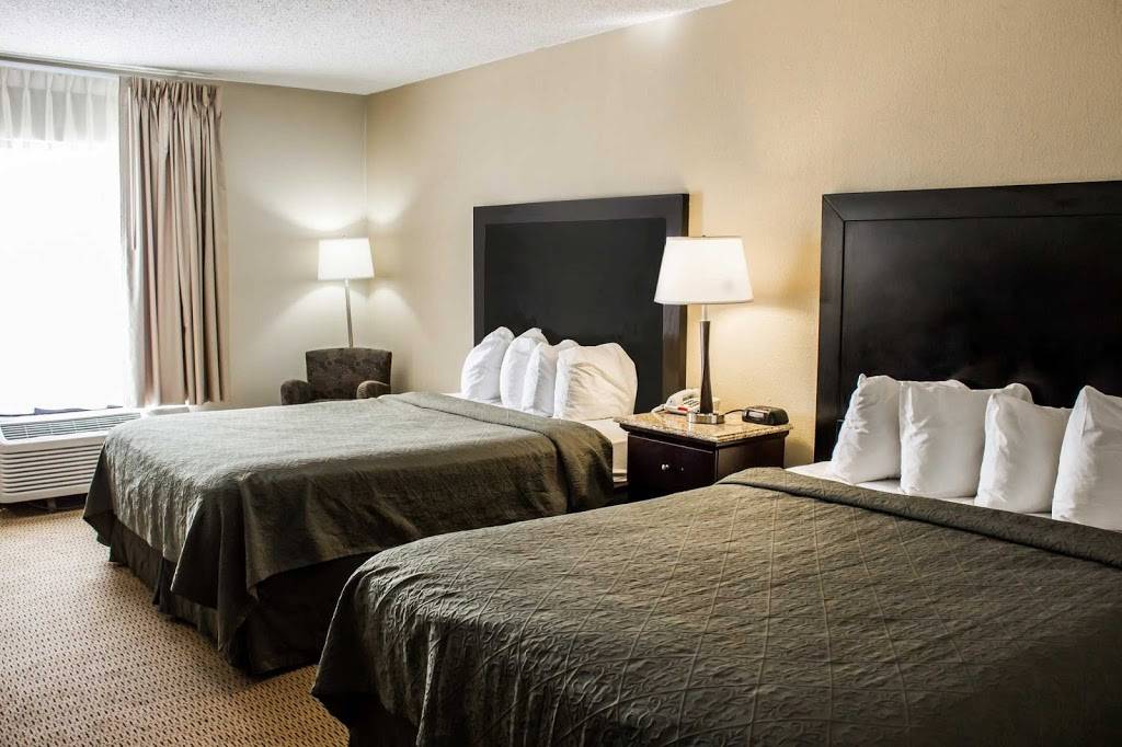 Quality Inn & Suites | restaurant | 4941 Raleigh Rd Pkwy W, Wilson, NC 27893, USA | 2522916400 OR +1 252-291-6400